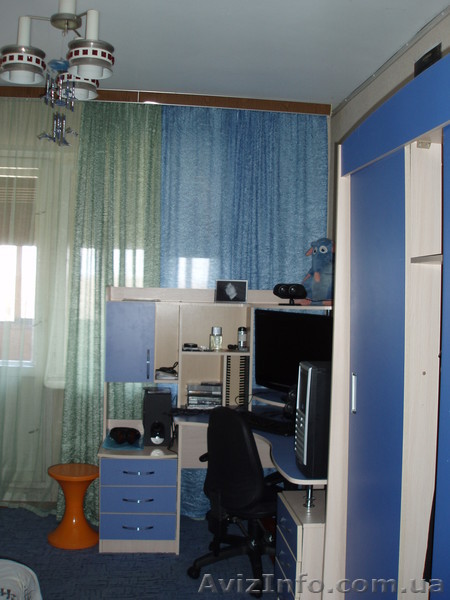 Продам 4 комнатную квртиру - <ro>Изображение</ro><ru>Изображение</ru> #1, <ru>Объявление</ru> #630237