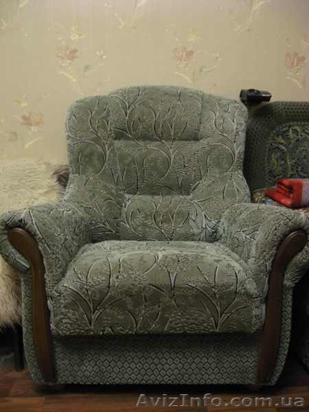Кресло мягкое б/у в отличном состоянии - <ro>Изображение</ro><ru>Изображение</ru> #1, <ru>Объявление</ru> #775474