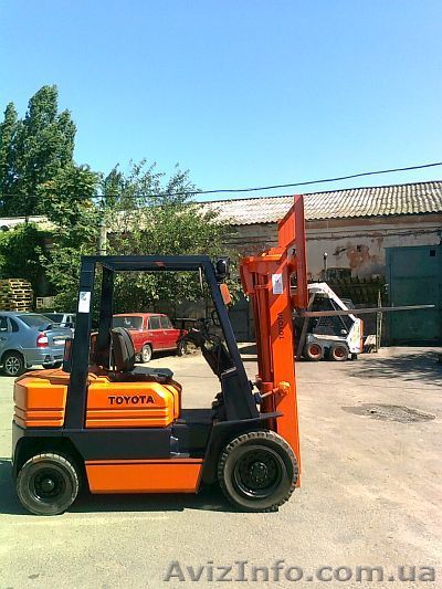 вилочный погрузчик тойота 5 серии на 2.3 тонны - <ro>Изображение</ro><ru>Изображение</ru> #1, <ru>Объявление</ru> #871065