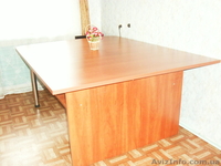 Офисные для собраний или подкомпьютерный клуб столы - <ro>Изображение</ro><ru>Изображение</ru> #1, <ru>Объявление</ru> #609108