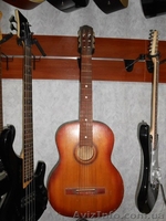 Черниговская Гитара с Чистым и Глубоким Звуком - <ro>Изображение</ro><ru>Изображение</ru> #1, <ru>Объявление</ru> #1325336