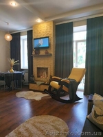 Отличная 2х-ком. квартира на главной площади / Wi-Fi - <ro>Изображение</ro><ru>Изображение</ru> #1, <ru>Объявление</ru> #975142