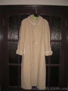 Продается женское осенне-весеннее пальто. Состояние отличное. Цвет светло-бежевы - <ro>Изображение</ro><ru>Изображение</ru> #1, <ru>Объявление</ru> #226025