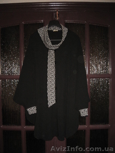 Продаетя женское осенне-весенне пальто панчо - <ro>Изображение</ro><ru>Изображение</ru> #1, <ru>Объявление</ru> #226010
