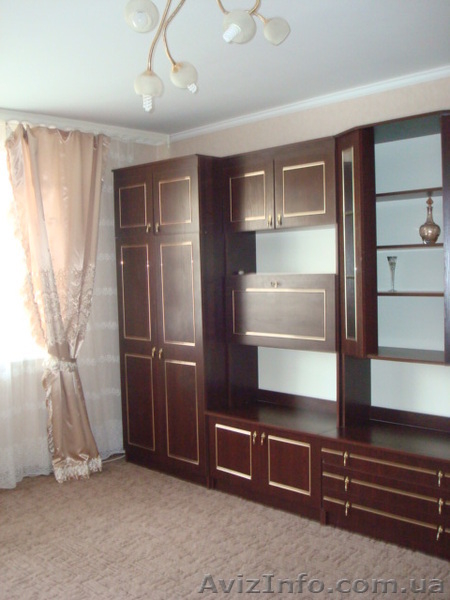 Сдам 1-ком. квартиру посуточно в самом центре Чернигова - <ro>Изображение</ro><ru>Изображение</ru> #1, <ru>Объявление</ru> #144936