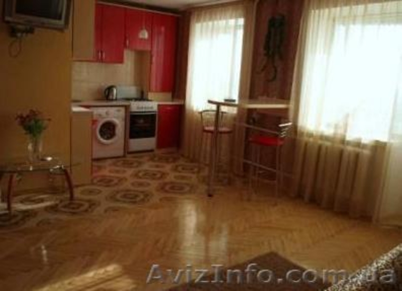 Посуточно 2-х к.  Wi-Fi, Центр - <ro>Изображение</ro><ru>Изображение</ru> #1, <ru>Объявление</ru> #476839