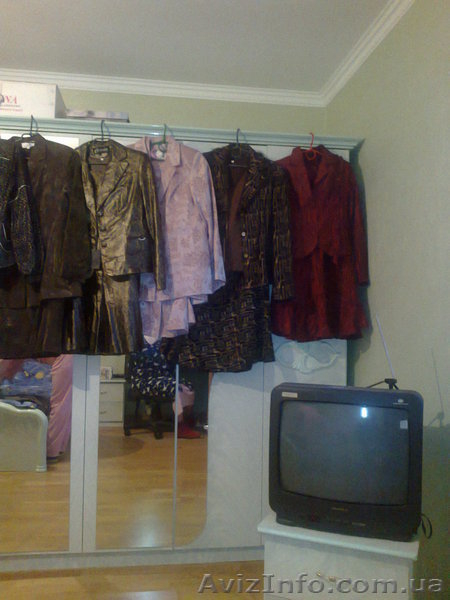 Женская одежда: костюмы, пиджаки, брюки, джинсы, капри. - <ro>Изображение</ro><ru>Изображение</ru> #3, <ru>Объявление</ru> #533185