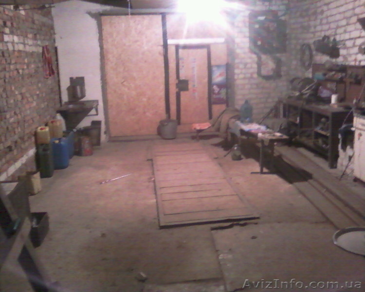 Гараж  в р-не ЗАЗ на две машины высокий и удобный   - <ro>Изображение</ro><ru>Изображение</ru> #2, <ru>Объявление</ru> #602551