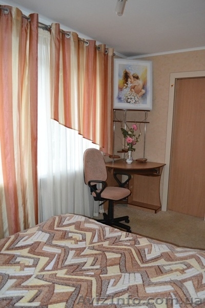 Посуточно СУПЕР 2 ком кв в Центре "РОЗА САНГРИЯ" - <ro>Изображение</ro><ru>Изображение</ru> #2, <ru>Объявление</ru> #810038