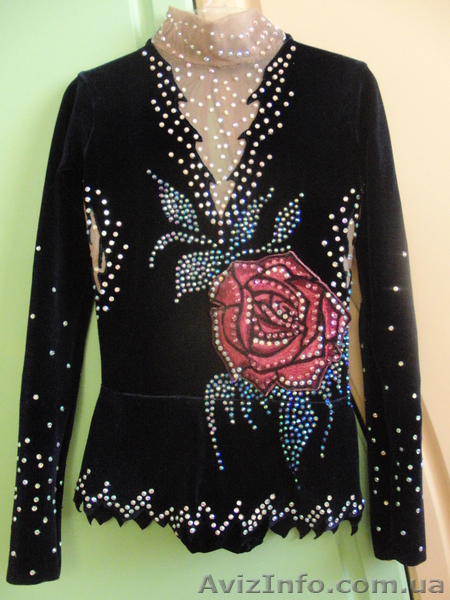 Продам купальник для художественной гимнастики - <ro>Изображение</ro><ru>Изображение</ru> #1, <ru>Объявление</ru> #902639