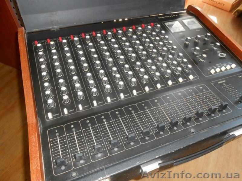 Идеальный 12 канальный Микшерный пульт - <ro>Изображение</ro><ru>Изображение</ru> #3, <ru>Объявление</ru> #1338010