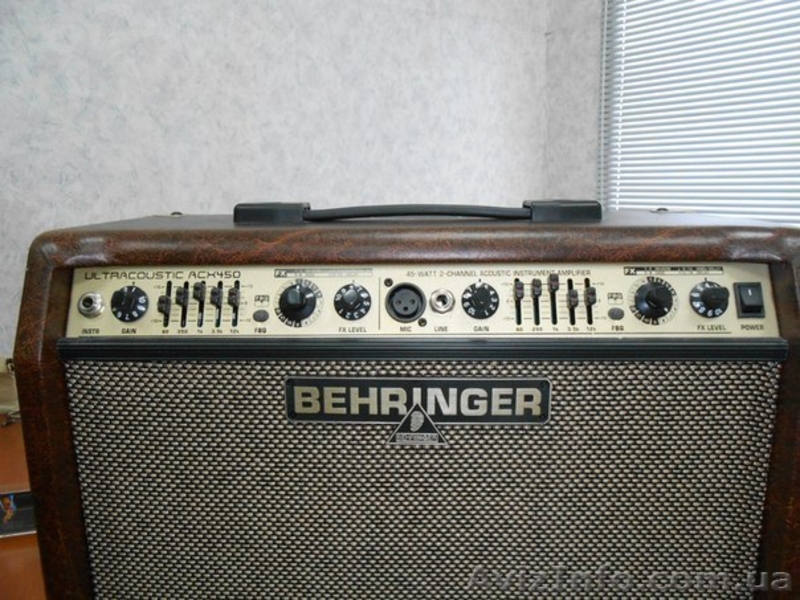 Комбоусилитель Behringer Ultracoustic ACX450 45 Ватт практически Новый - <ro>Изображение</ro><ru>Изображение</ru> #4, <ru>Объявление</ru> #1338022