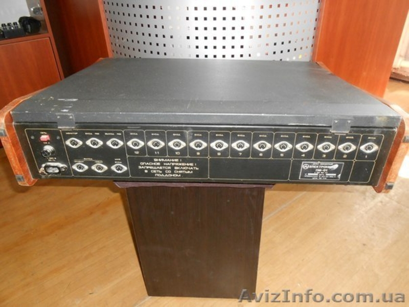 Идеальный 12 канальный Микшерный пульт - <ro>Изображение</ro><ru>Изображение</ru> #7, <ru>Объявление</ru> #1338010