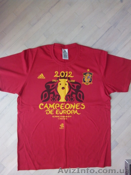 Футболка с автографами футболистов сборной Испании. - <ro>Изображение</ro><ru>Изображение</ru> #1, <ru>Объявление</ru> #1561034