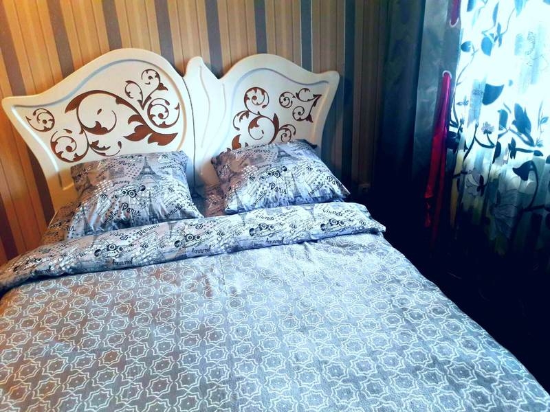 Хорошая квартира с ремонтом в Чернигове посуточно почасово - <ro>Изображение</ro><ru>Изображение</ru> #2, <ru>Объявление</ru> #1664438