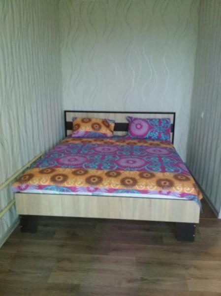 Сдам 1-ю. квартиру на длительный срок р-н Градецкий, г. Чернигов - <ro>Изображение</ro><ru>Изображение</ru> #2, <ru>Объявление</ru> #1684432