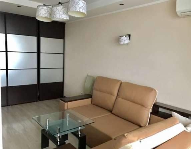 3000 грн/мес Сдам 2х комн кв-ру в центре по ул.Независимости  - <ro>Изображение</ro><ru>Изображение</ru> #1, <ru>Объявление</ru> #1733905